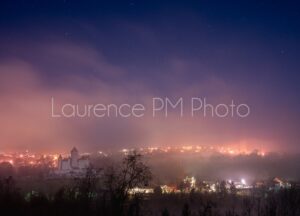 Achat de photo du château de Montrottier sous la brume