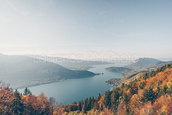 Achat de photo du lac d'Annecy aux couleurs d'automne