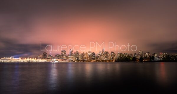 Achat de photo de la skyline de Vancouver et Flyover Canada en édition limitée